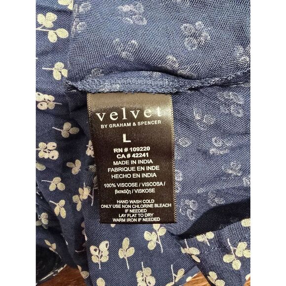 Velvet by Graham & Spencer Blue Spruce Floral Sleeveless Ruffle Neck Top Size L - Picture 3 of 10